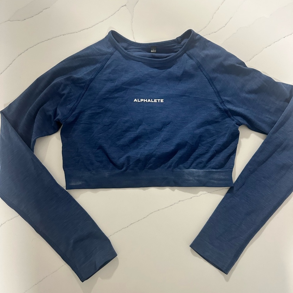 Alphalete Women's Blue Long Sleeve Top